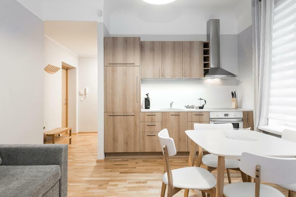 Kuninga City Center Apartment Parnu Exterior photo